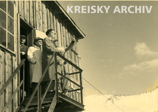 Bruno Kreisky mit einer norwegischen Delegation am Staukraftwerk Kaprun, Juni 1960