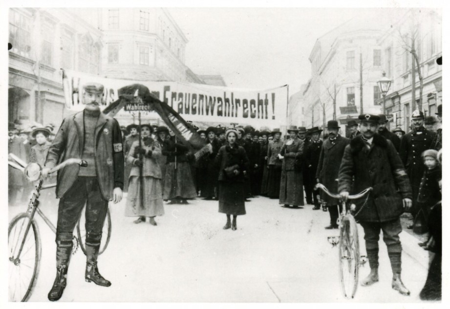 Wahlrechtsdemonstration zum 3. Internationalen Frauentag